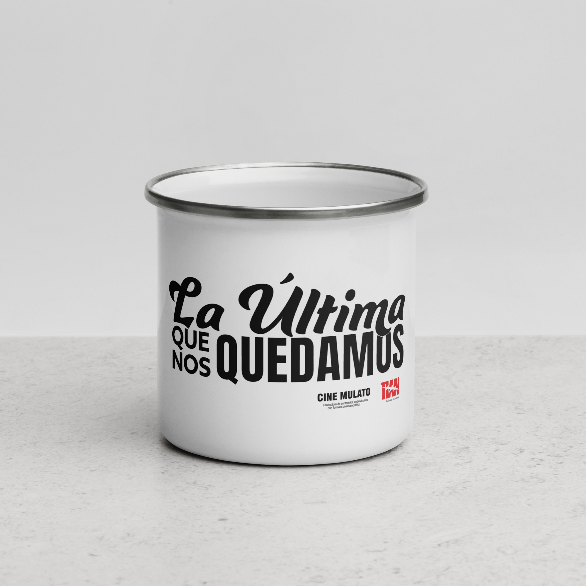 Taza esmaltada del aguante