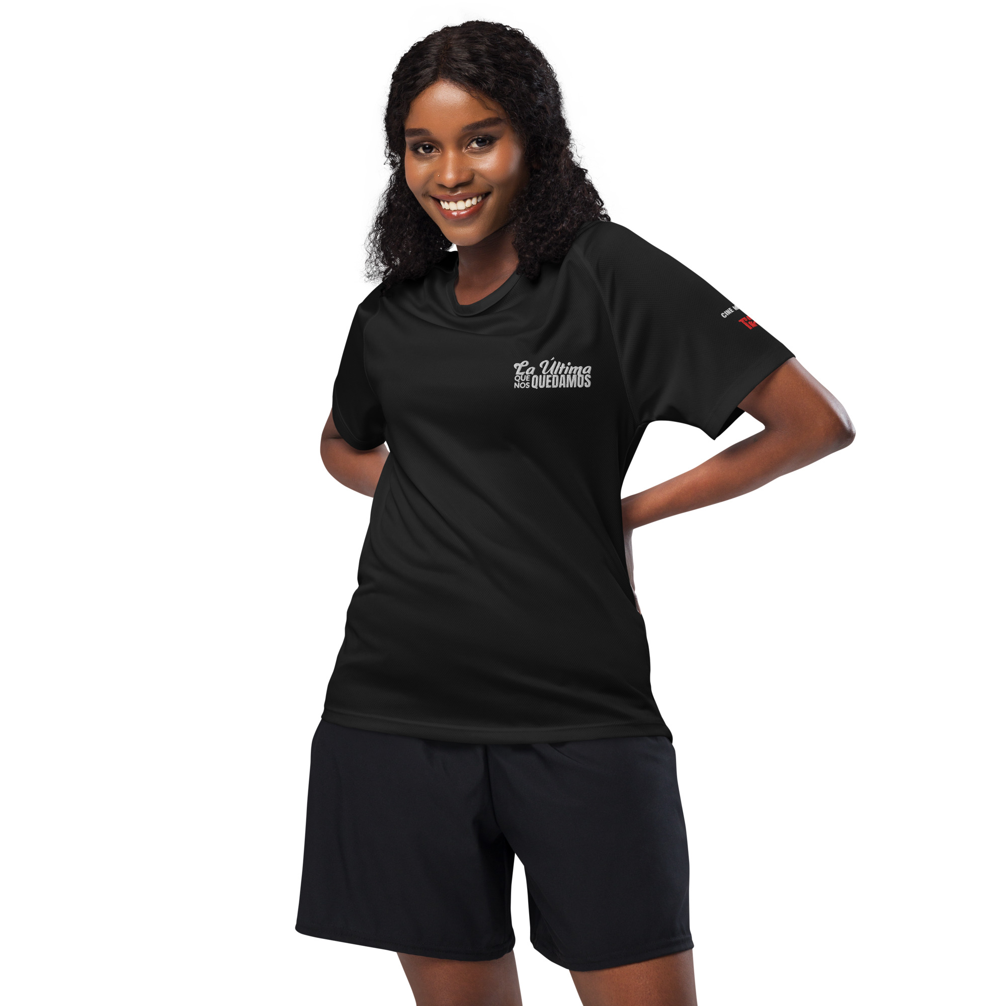Camiseta equipo deportiva bordada unisex negra - Image 3